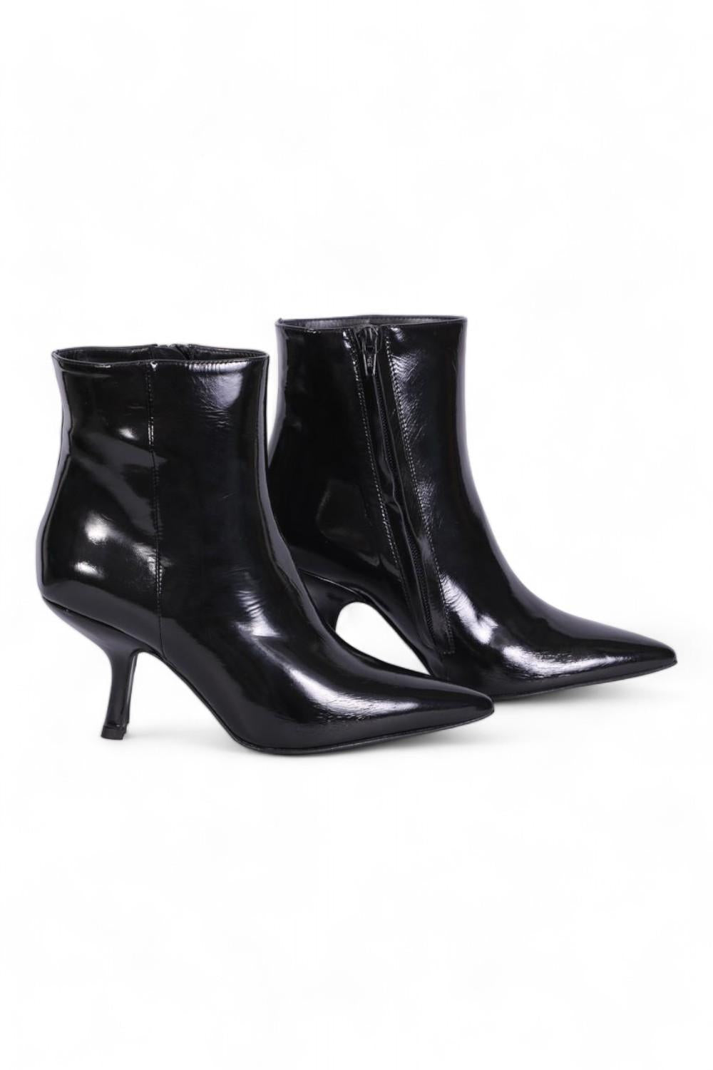 Stivaletto nero lucido tacco 70 Marc Ellis 